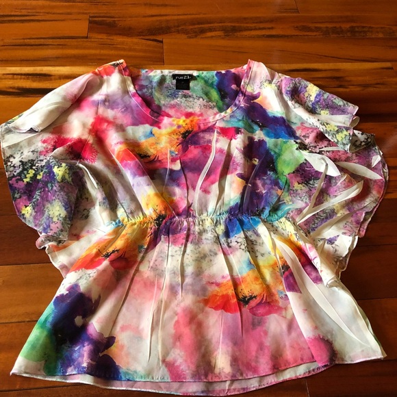 Women’s blouse - Picture 2 of 6